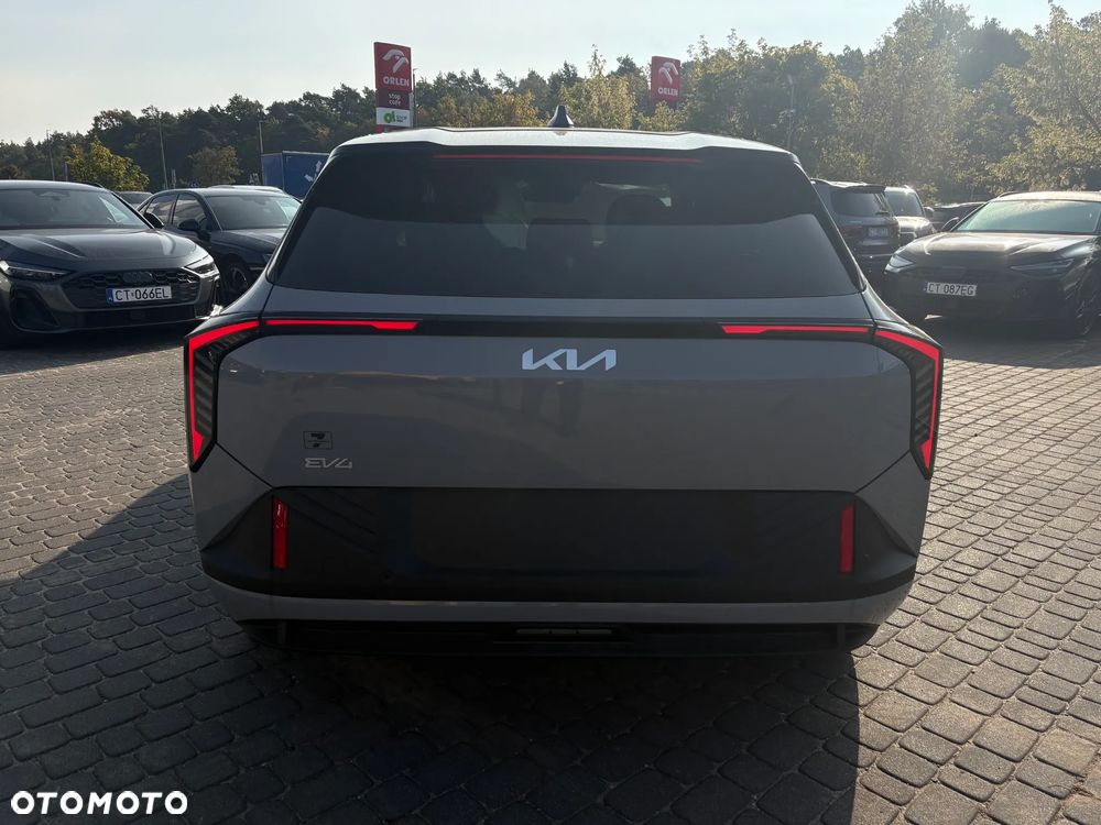 Kia EV4 81.4kWh Business Line - 7
