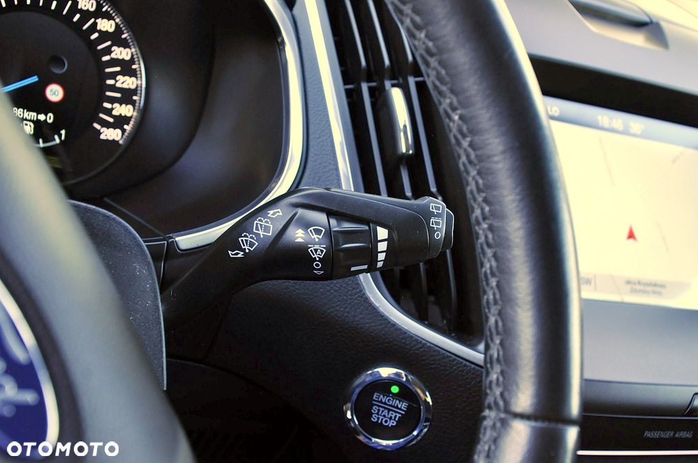 Ford S-Max - 17