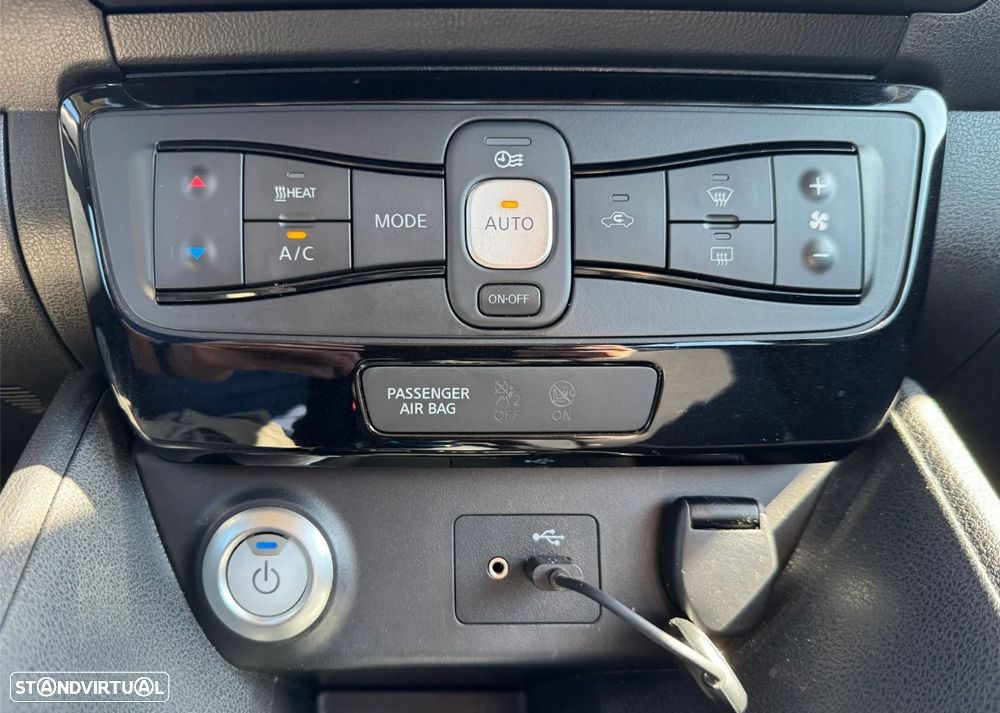 Nissan Leaf Acenta - 22