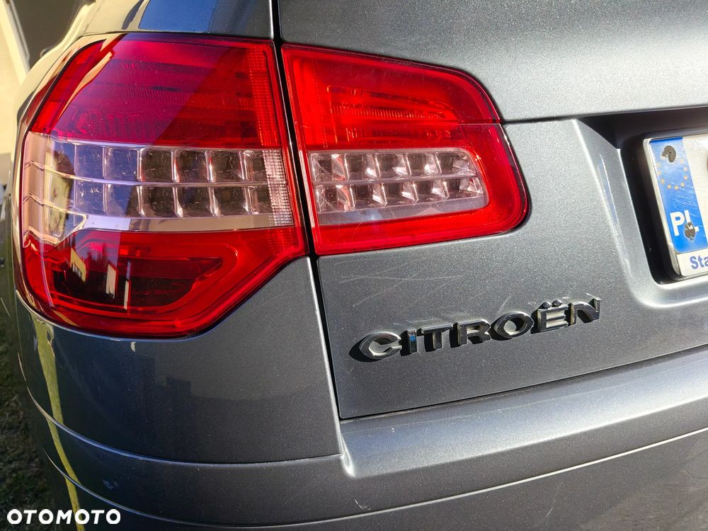 Citroën C5 2.0 HDi Confort - 10
