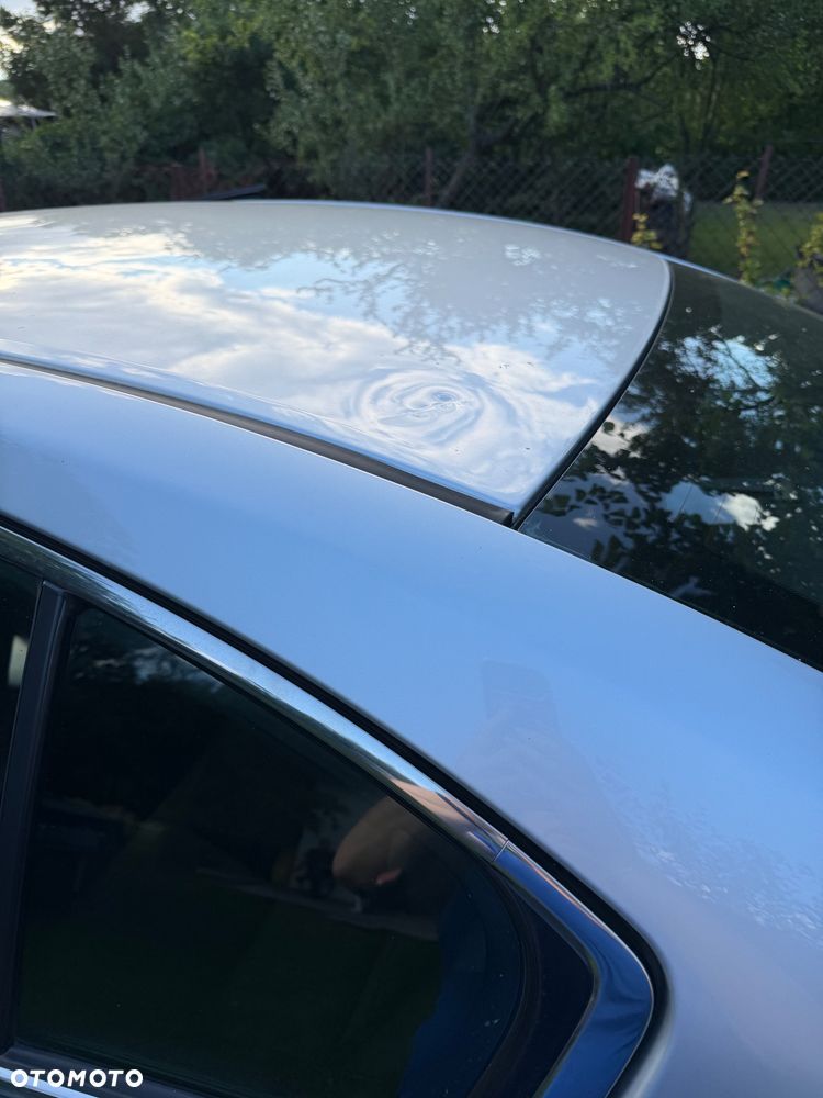 Toyota Avensis 1.8 Luna - 3