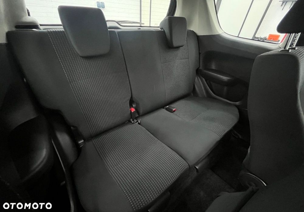Suzuki Swift - 21