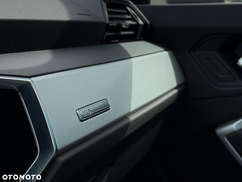 Audi Q3 35 TFSI mHEV Advanced S tronic - 23