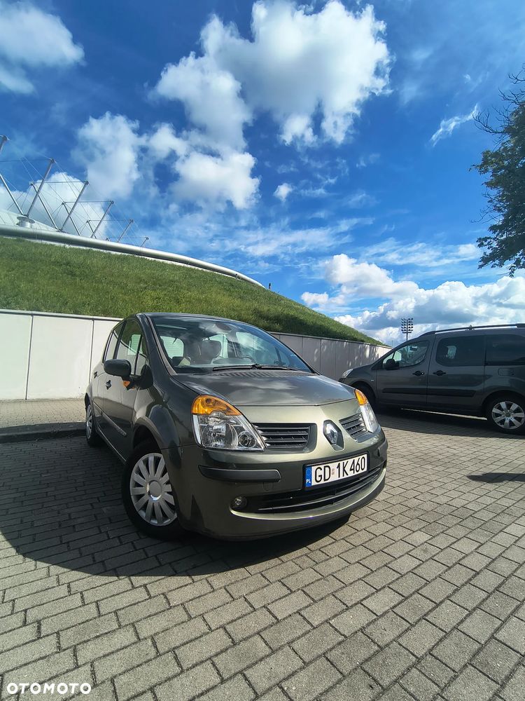 Renault Modus - 1