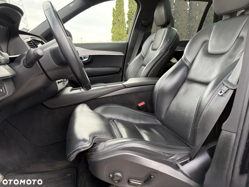 Volvo XC 90 T8 AWD Plug-In Hybrid R-Design 7os - 9