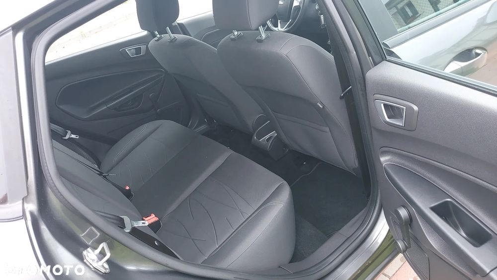 Ford Fiesta - 6