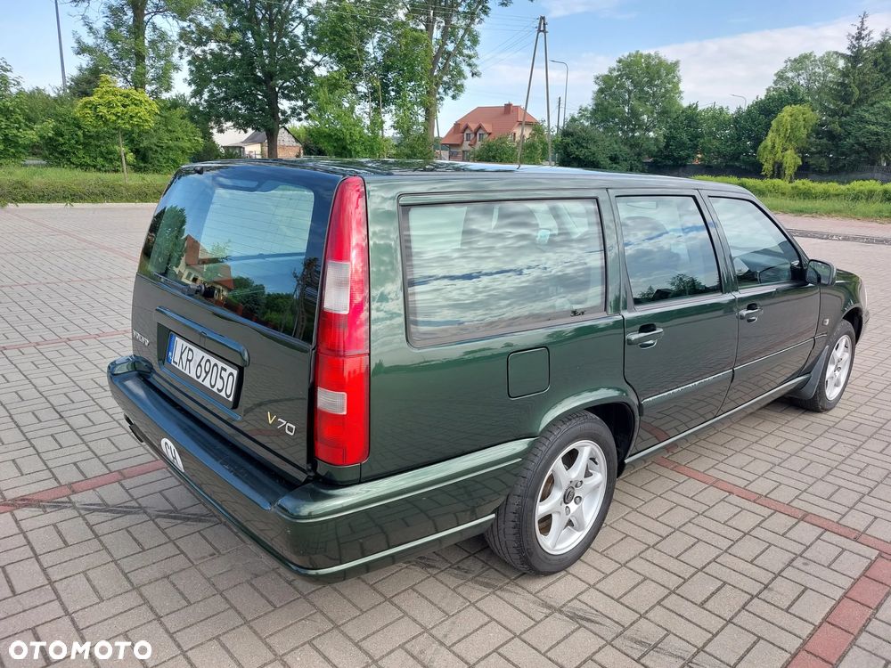 Volvo V70 2.4 - 6