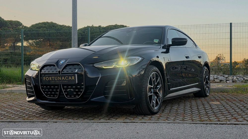 BMW i4 eDrive40 Pack Desportivo M - 1