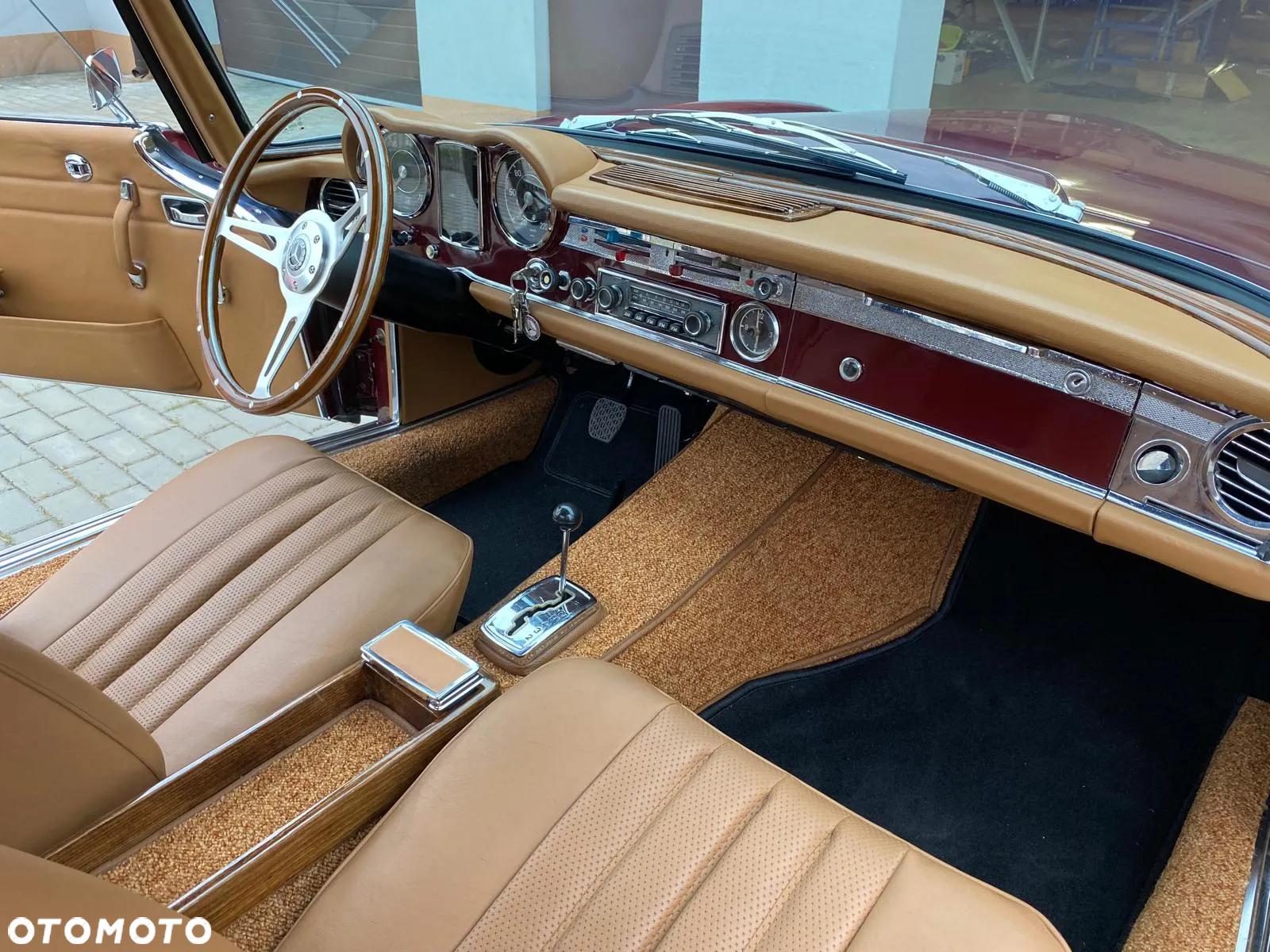 Mercedes-Benz SL - 18