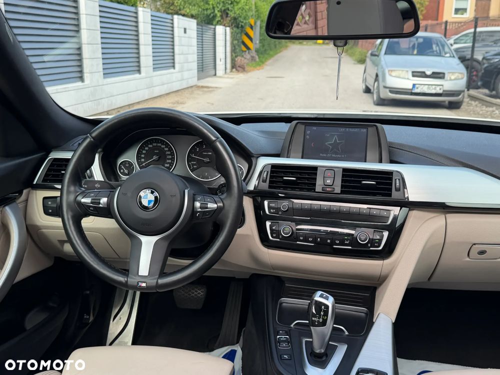 BMW 3GT 330i xDrive M Sport - 8