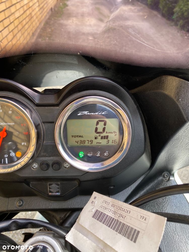 Suzuki Bandit - 11