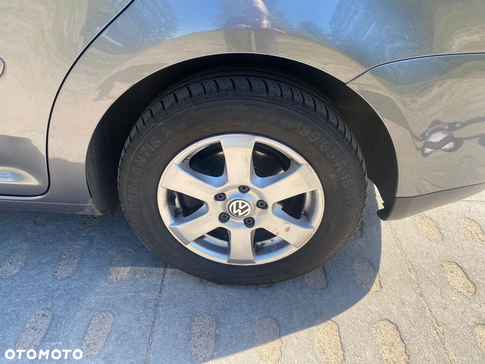 Volkswagen Touran 2.0 TDI Trendline - 6