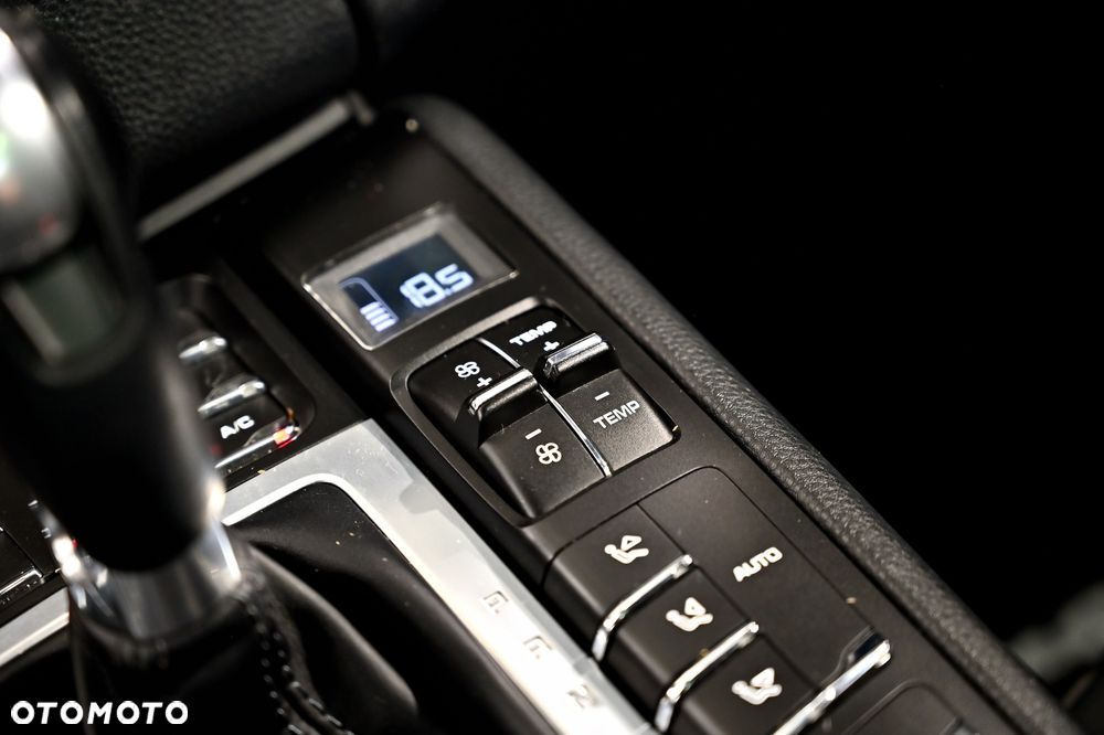 Porsche Macan PDK - 32