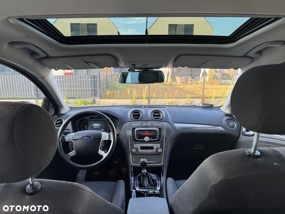 Ford Mondeo 1.8 TDCi Titanium - 25