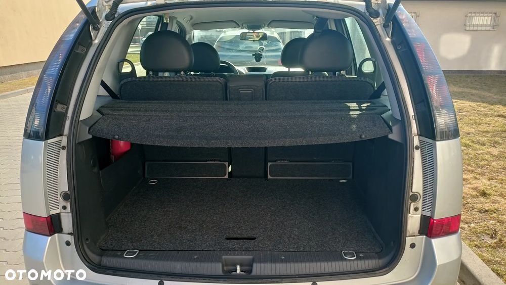 Opel Meriva - 11
