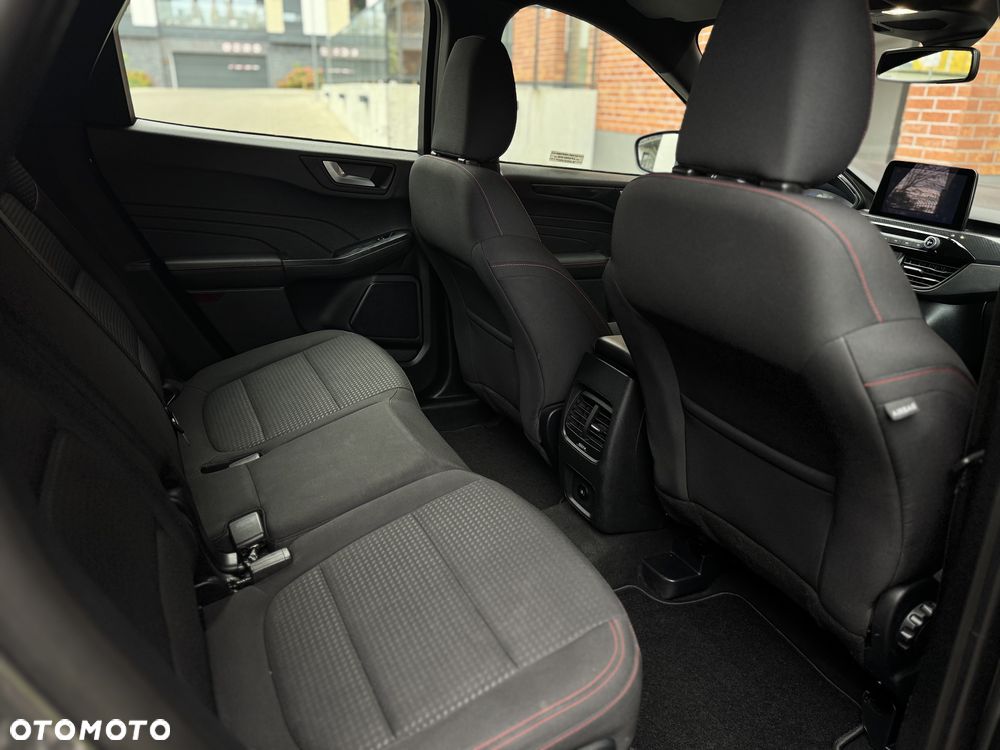 Ford Kuga - 30