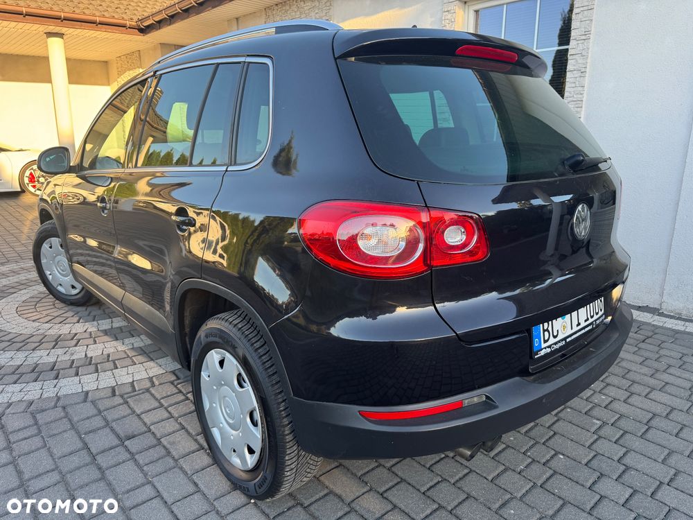 Volkswagen Tiguan 2.0 TDI DPF 4Motion BlueMotion Technology Track & Field - 4
