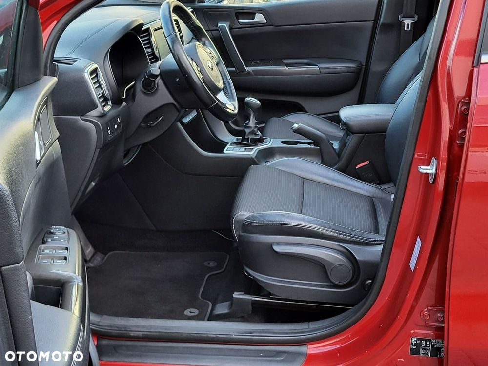 Kia Sportage - 12