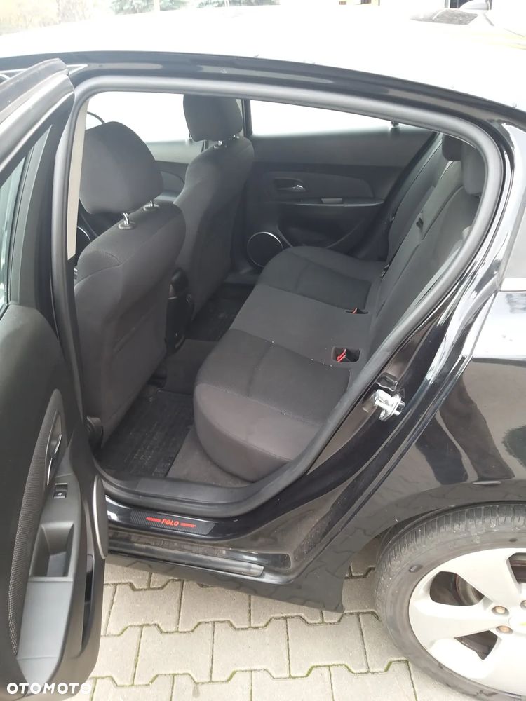 Chevrolet Cruze 1.8 LT - 8