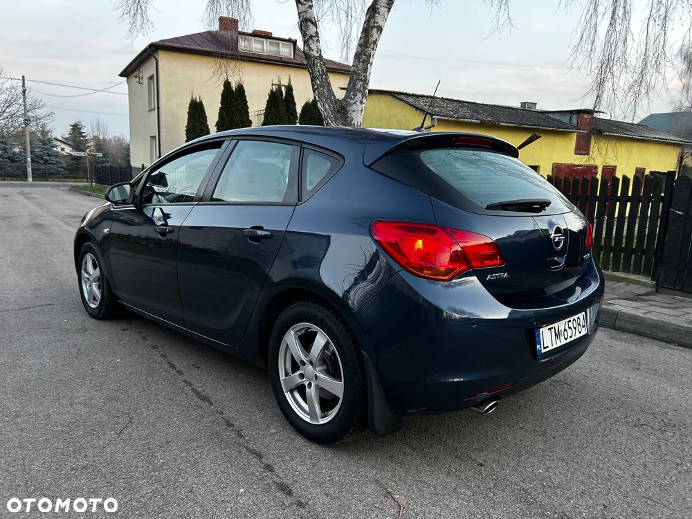 Opel Astra 1.4 Turbo Cosmo - 7
