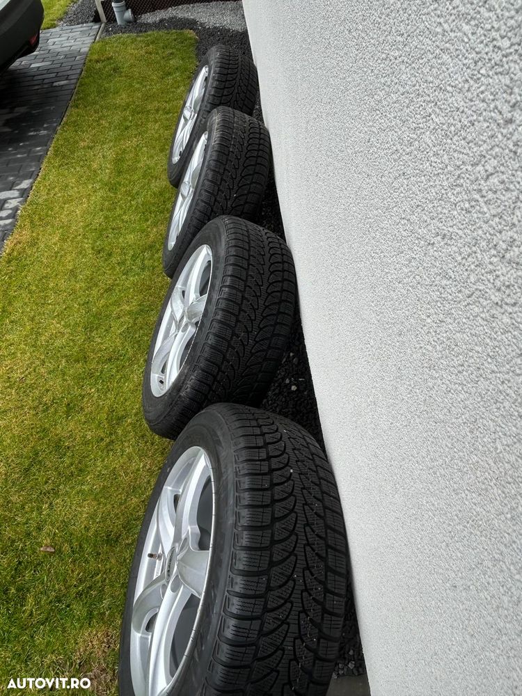 Toyota C-HR Hybrid Style Selection - 9