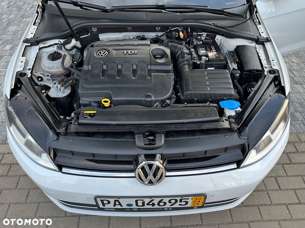 Volkswagen Golf 2.0 TDI (BlueMotion Technology) Highline - 28