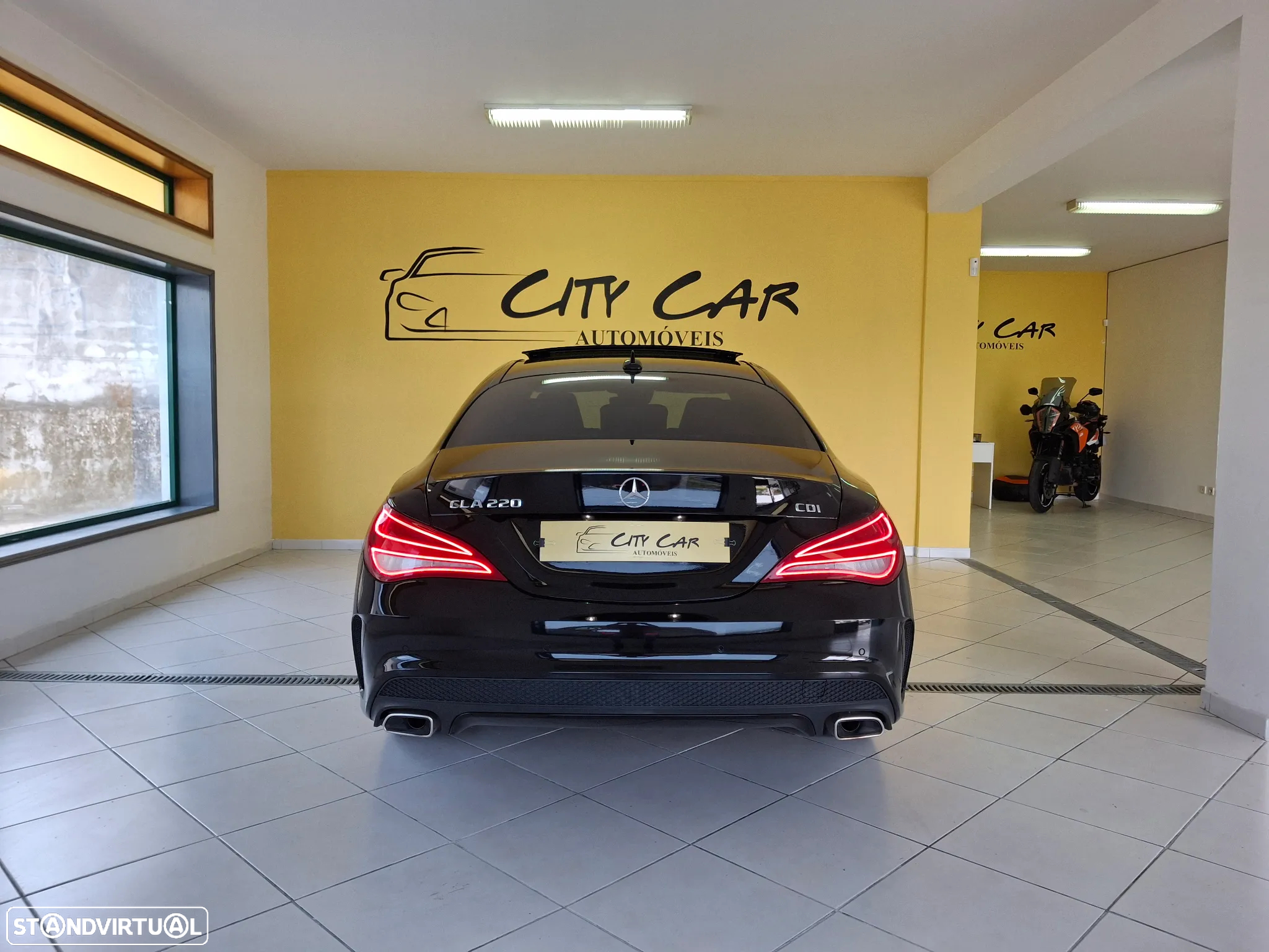 Mercedes-Benz CLA 220 - 4