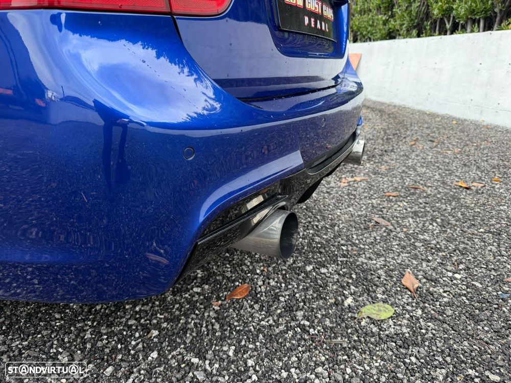 BMW 318 d Touring Pack M - 16