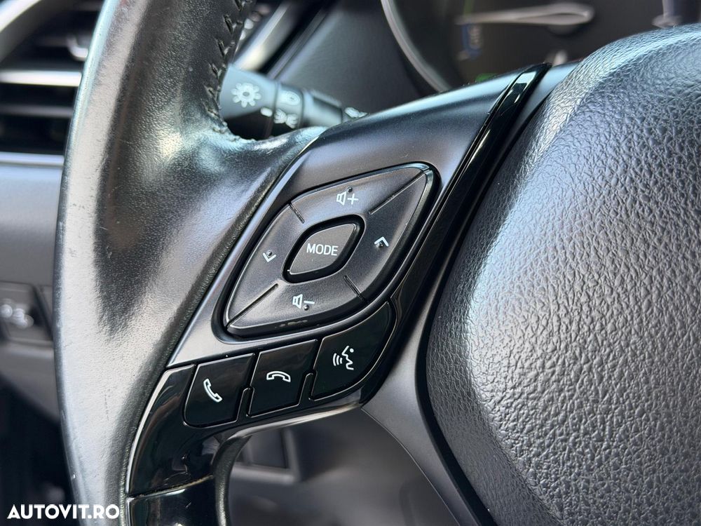 Toyota C-HR 1.8 HSD 122 CP 4x2 CVT Style - 30