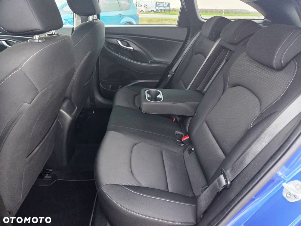 Hyundai i30 1.4 T-GDI YES!+ - 28