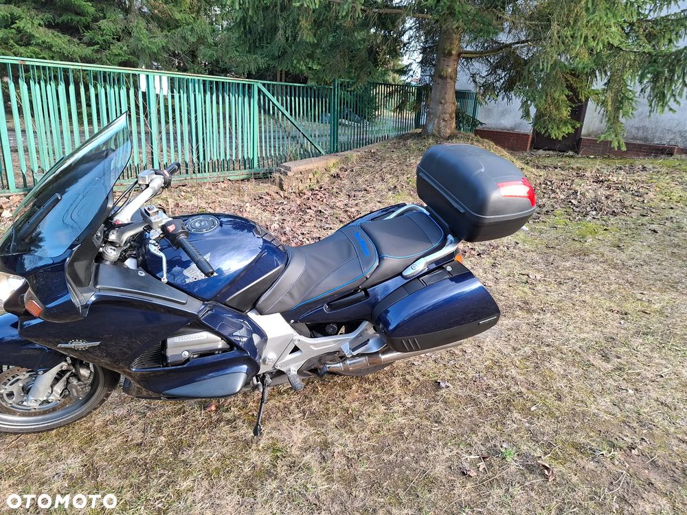Honda ST - 4