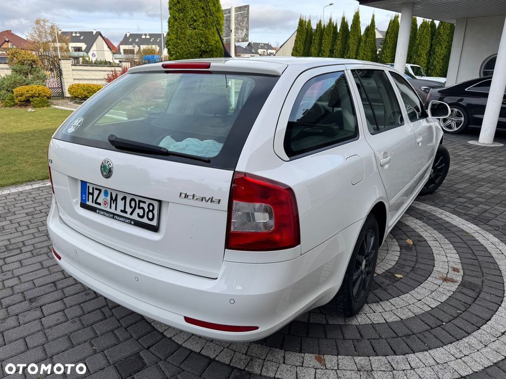 Skoda Octavia 1.4 TSI Ambition - 6