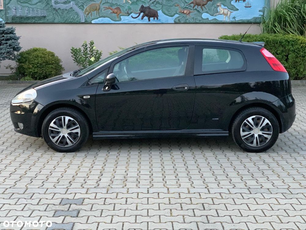 Fiat Grande Punto 1.4 8V Dynamic - 2