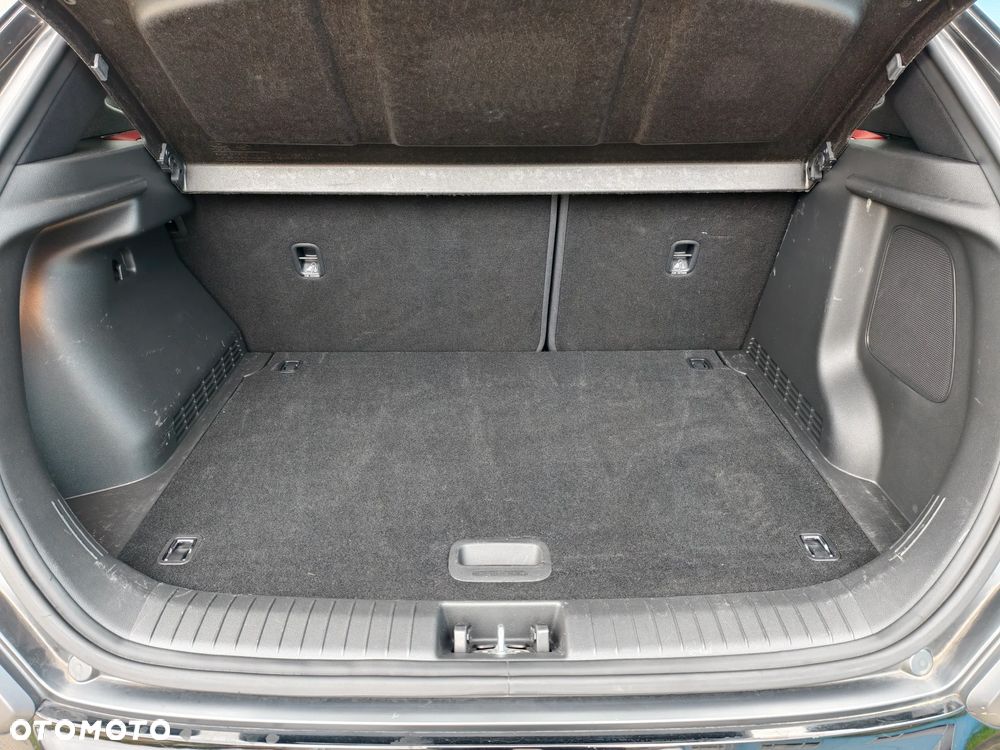 Hyundai Kona 1.0 T-GDI YES!+ - 17