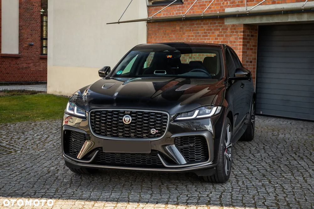 Jaguar F-Pace 5.0 V8 P550 AWD SVR - 2