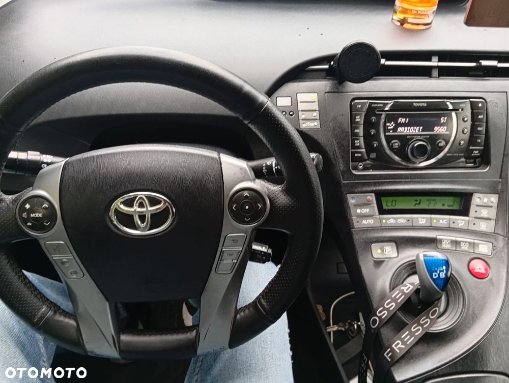 Toyota Prius 1.8 HSD Active - 19