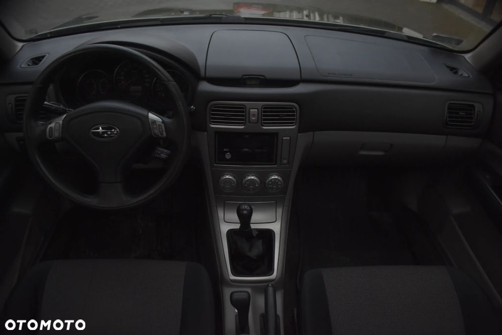 Subaru Forester 2.0X Plus - 6