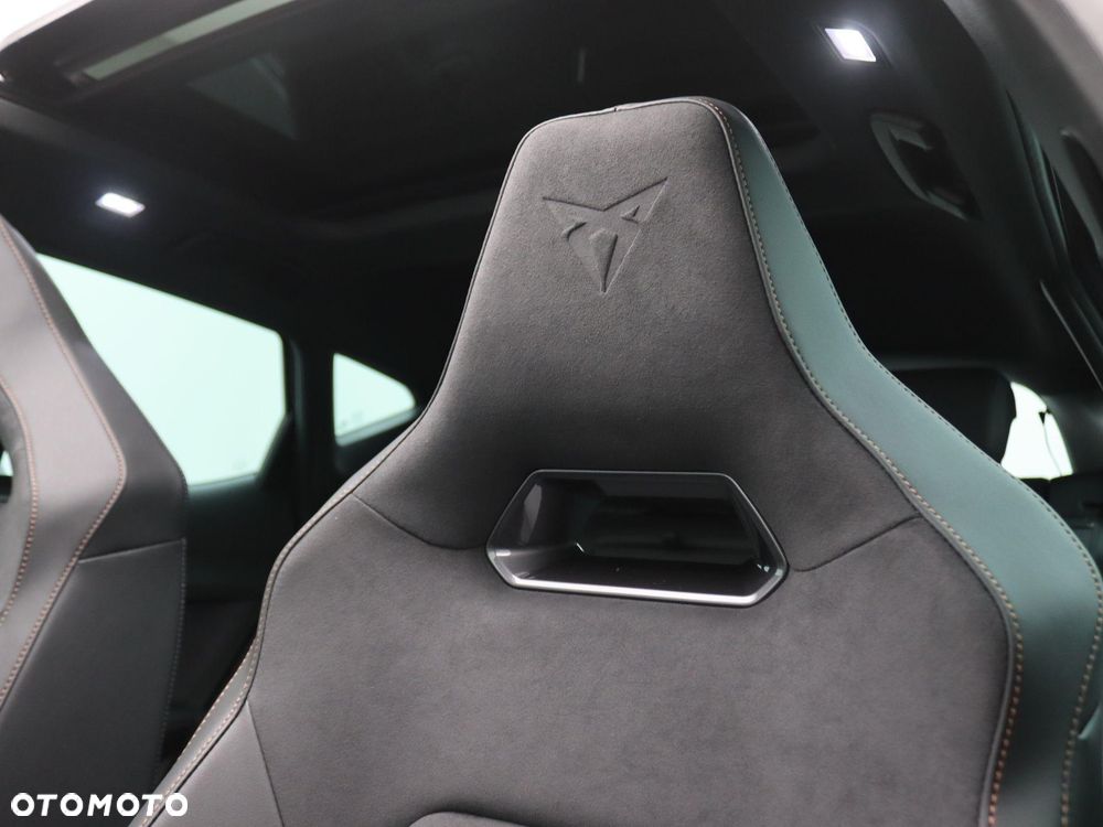 Cupra Formentor 1.5 e-Hybrid DSG VZ - 36
