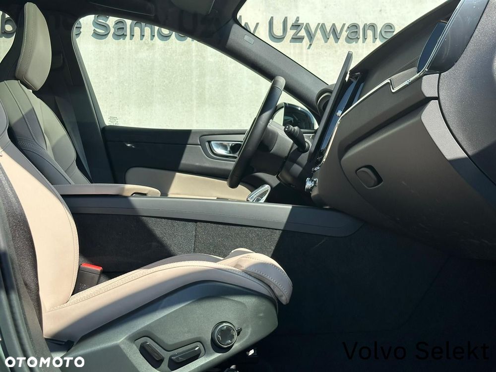 Volvo XC 60 - 35