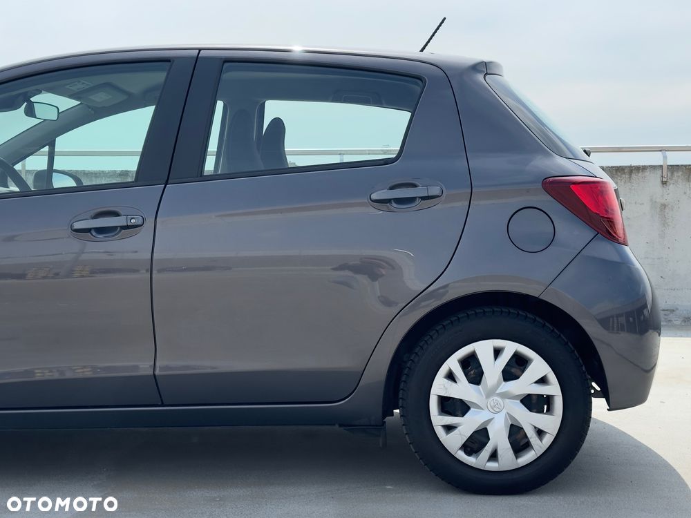 Toyota Yaris Hybrid 100 Premium EU6 - 5