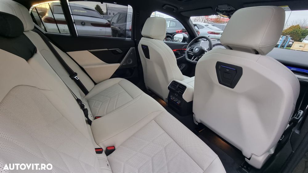 BMW Seria 5 530e xDrive AT PHEV - 11