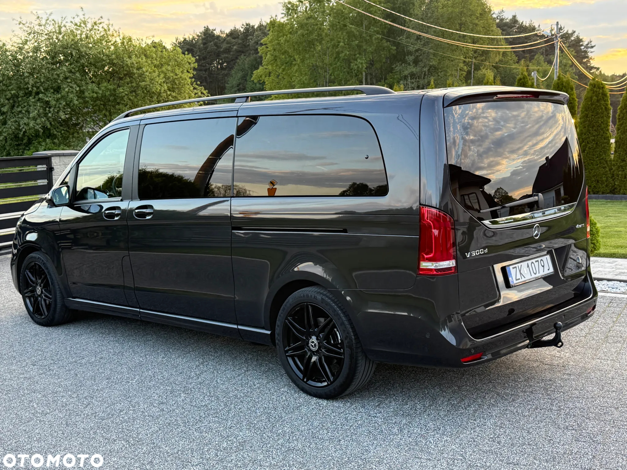 Mercedes-Benz Klasa V 300 d 4-Matic 9G-Tronic (ekstra d³) - 25