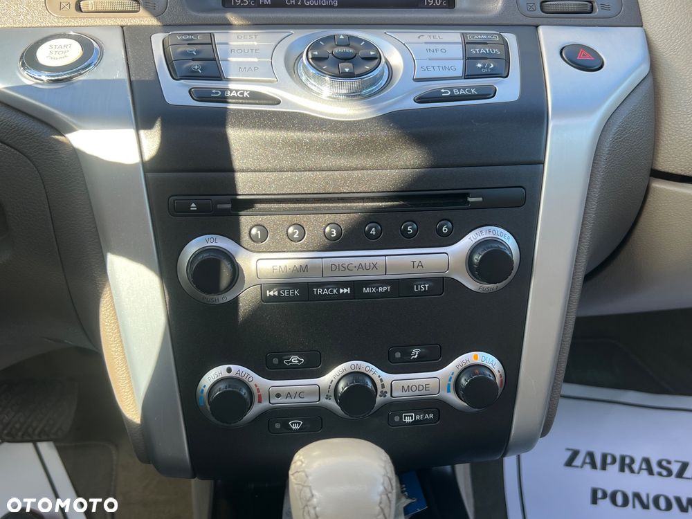 Nissan Murano 2.5 D Premium - 24