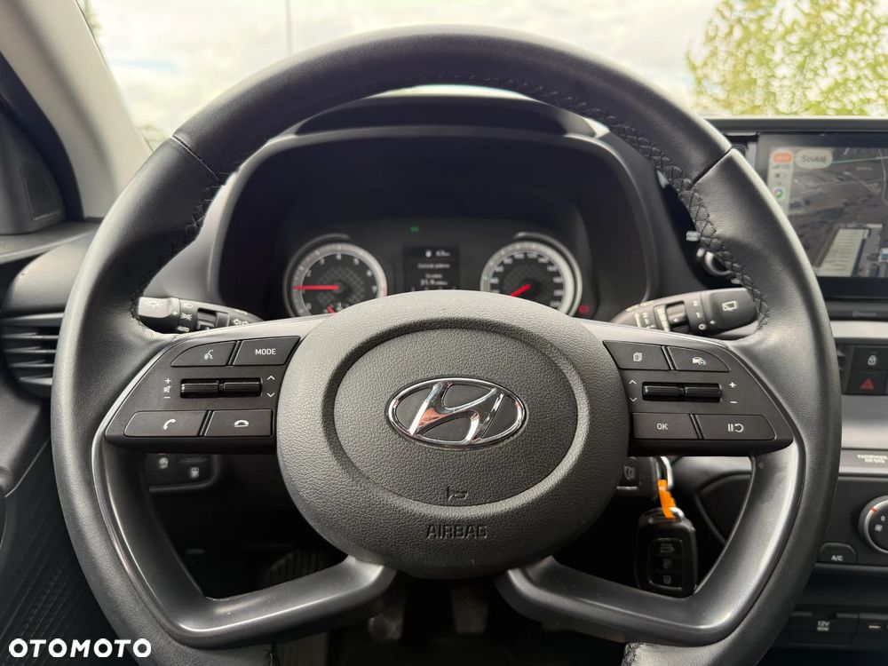 Hyundai i20 - 24
