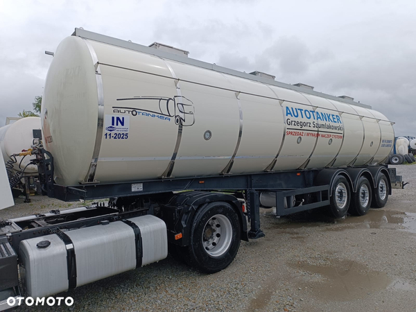 Berger 32000-4, 5700 kg lekka