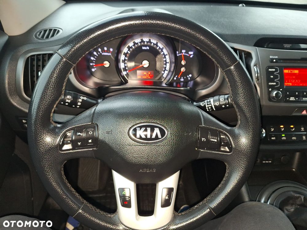 Kia Sportage 1.7 CRDI L 2WD - 29