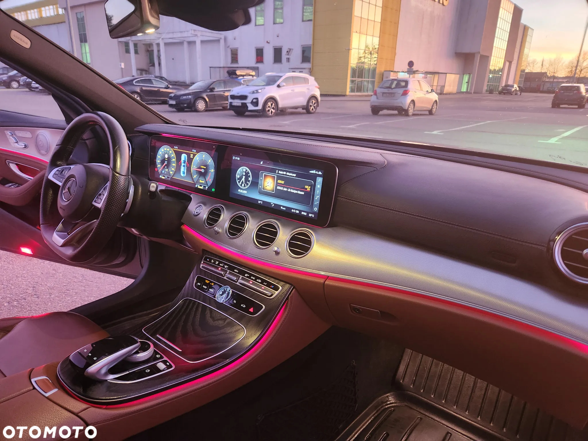 Mercedes-Benz Klasa E 220 d 9G-TRONIC AMG Line - 14