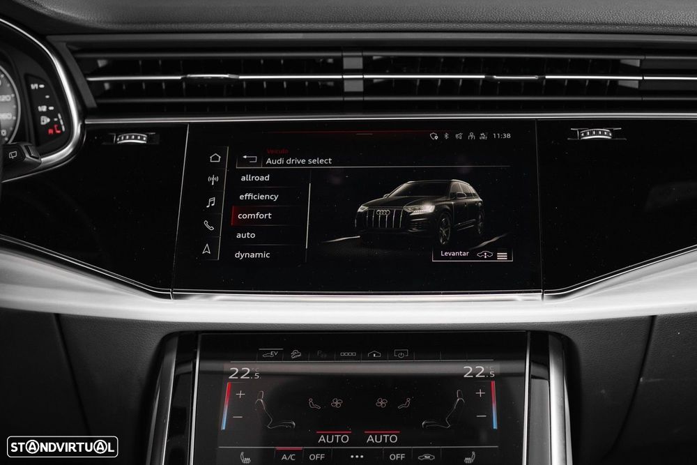 Audi Q7 55 TFSIe quattro S line Tiptronic - 28