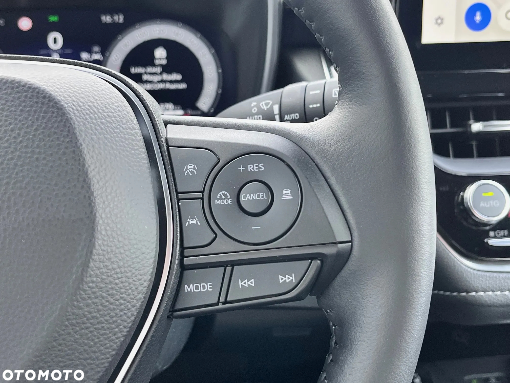 Suzuki Swace 1.8 Hybrid Elegance CVT - 26