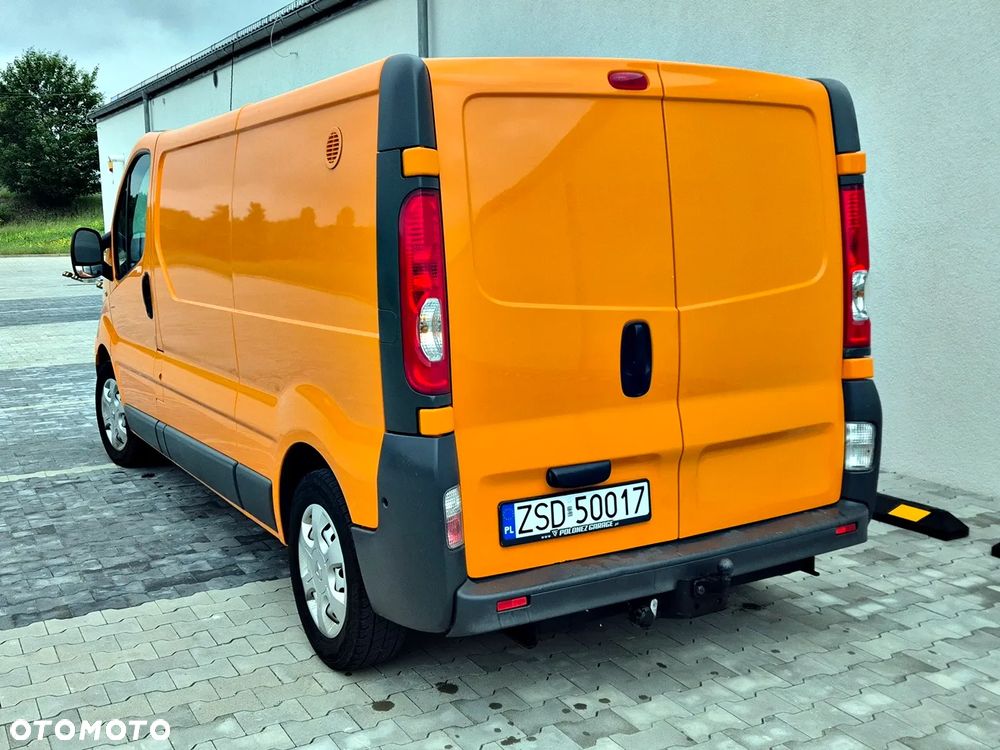 Renault Trafic - 13